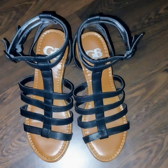 GIANNI BINI Gladiator Sandal Black Stacked 2 1/2" heel Leather EUC - Picture 3 of 5